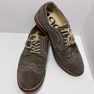 1901‎ Men's Tan Suede Wingtip Derby Shoes. Size 10